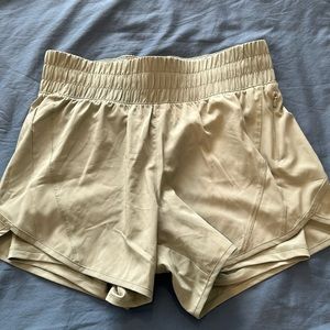 Avia green sports shorts with liner